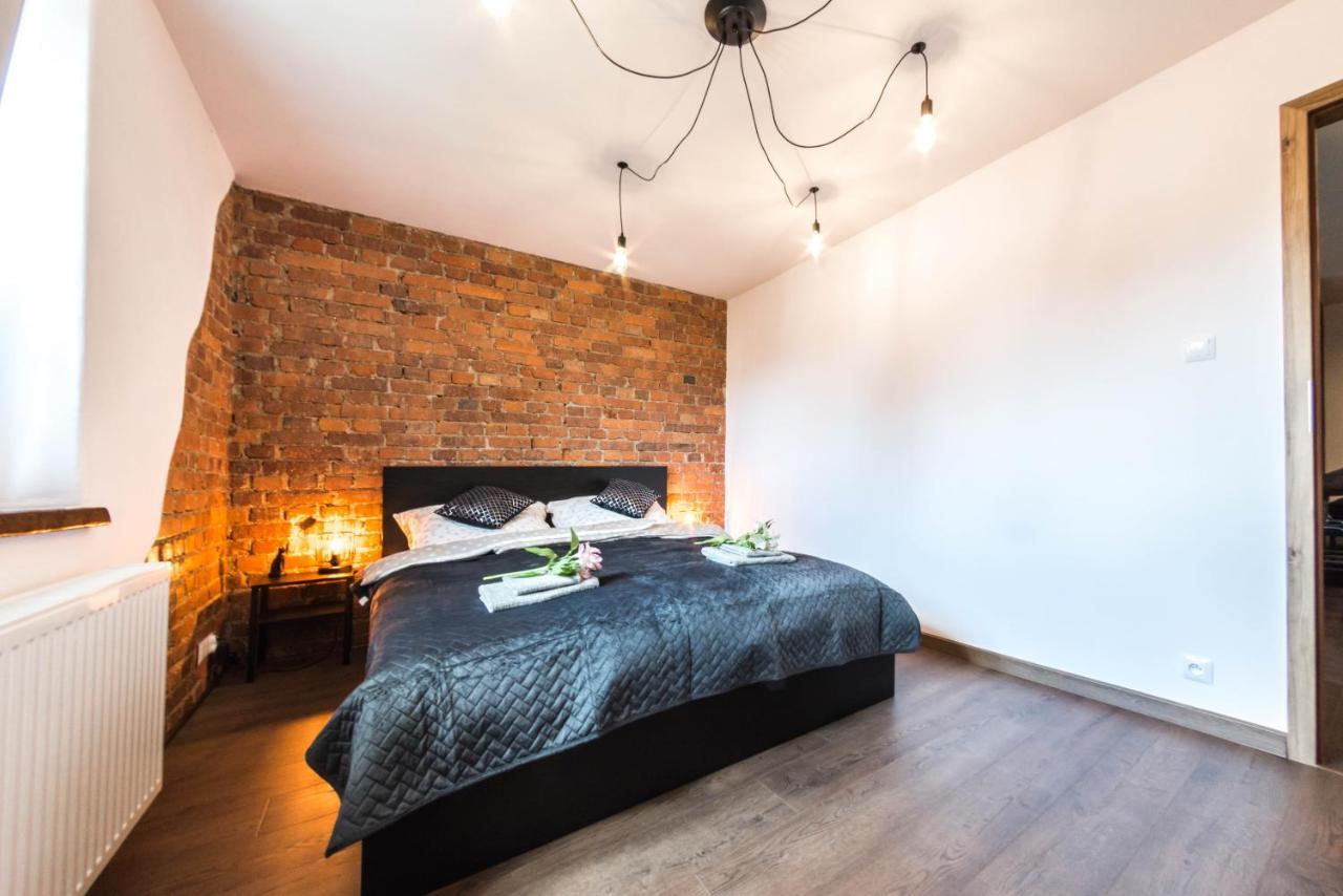 Apartament Wita Stwosza Jelenia Góra Εξωτερικό φωτογραφία