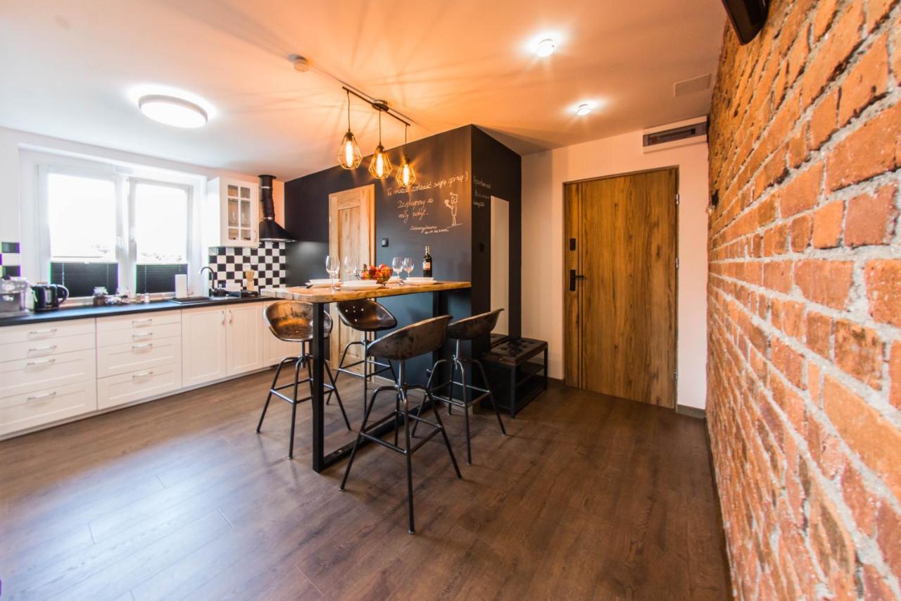 Apartament Wita Stwosza Jelenia Góra Εξωτερικό φωτογραφία