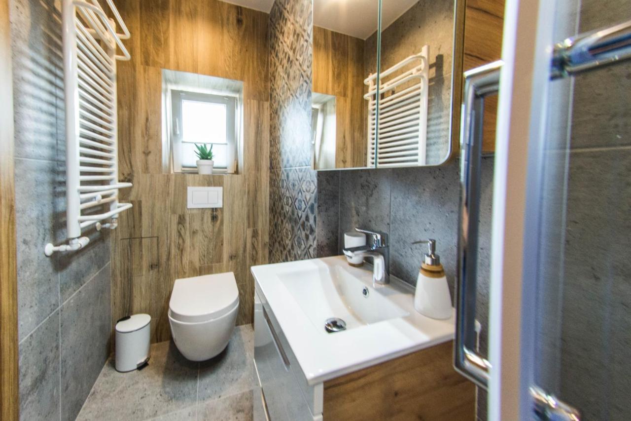 Apartament Wita Stwosza Jelenia Góra Εξωτερικό φωτογραφία